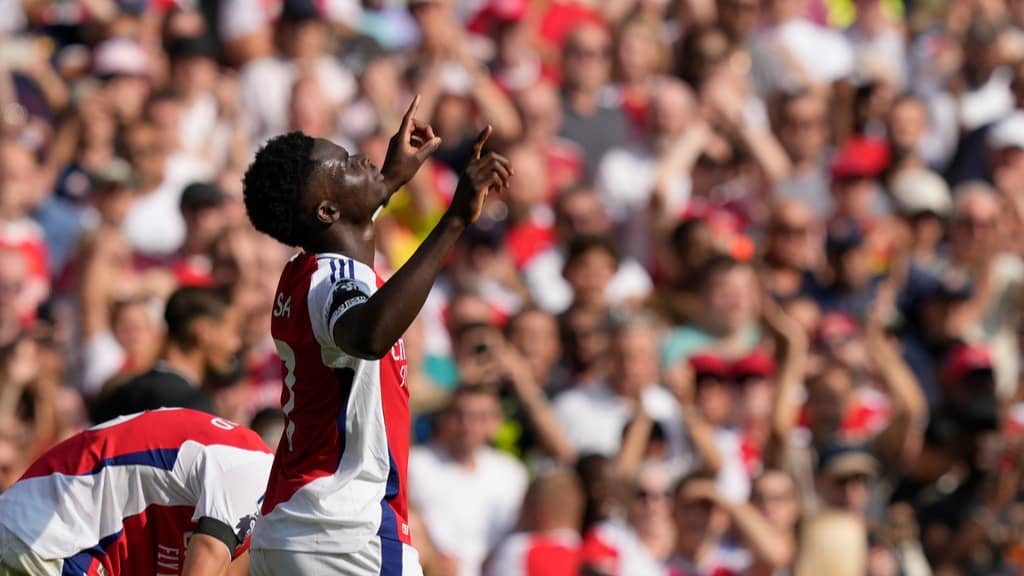 Bukayo Saka leads Arsenal to opening day victory over Wolves in Premier League