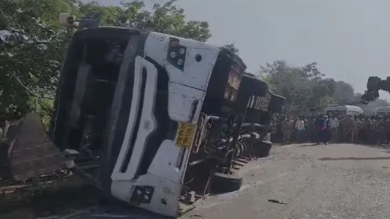 Buldhana bus accident