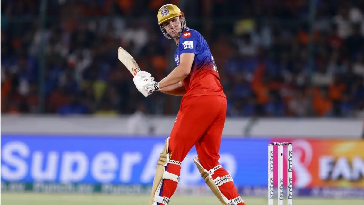 Cameron Green in action for RCB in IPL 2024