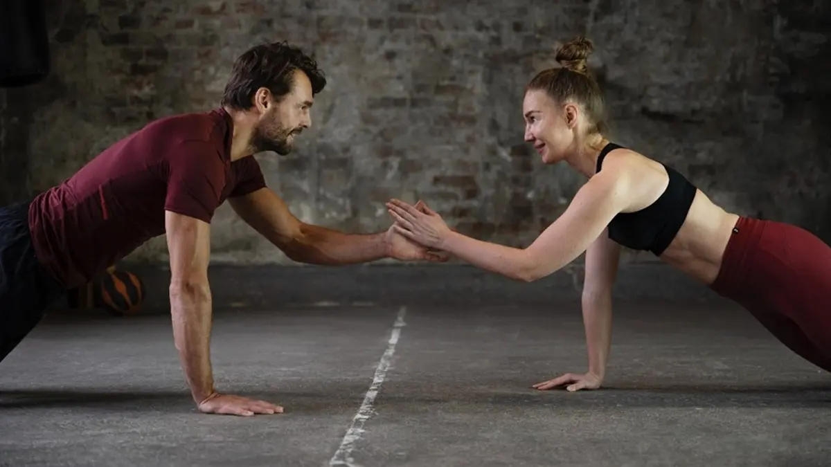 क्या योग जिम की जगह ले सकता है? भारत की फिटनेस संस्कृति में छिड़ी बहस Can yoga replace the gym?