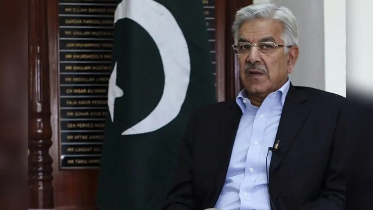 'पाकिस्तान की सेना शारीरिक रूप से लाचार है', बलूचिस्तान मामले में रक्षा मंत्री ख्वाजा आसिफ का बड़ा कबूलनामा; देखिए VIDEO ‘Can’t Manage Balochistan, They’ve More Advanced Weapons’: Pak Defence Minister Admits Failure To Counter Baloch Rebels