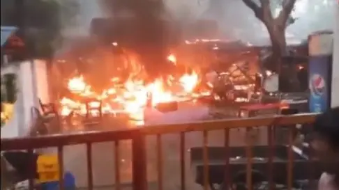 Canteen on the Delhi University campus catches fire