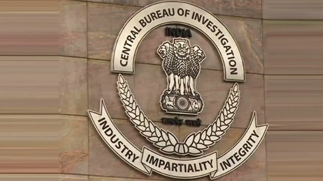 CBI Busts Transnational Cybercrime Racket in Noida With the Help of FBI, US Embassy Hails US-India Partnership
