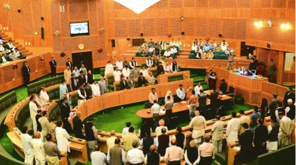 Centre’s ‘Nasha Mukt Abhiyaan’ Controls ‘Alarming Rise’ in Drug Addiction in J&K: Omar Govt Centre’s ‘Nasha Mukt Abhiyaan’ controls ‘Alarming Rise’ in drug addiction in J&K: Omar Govt
