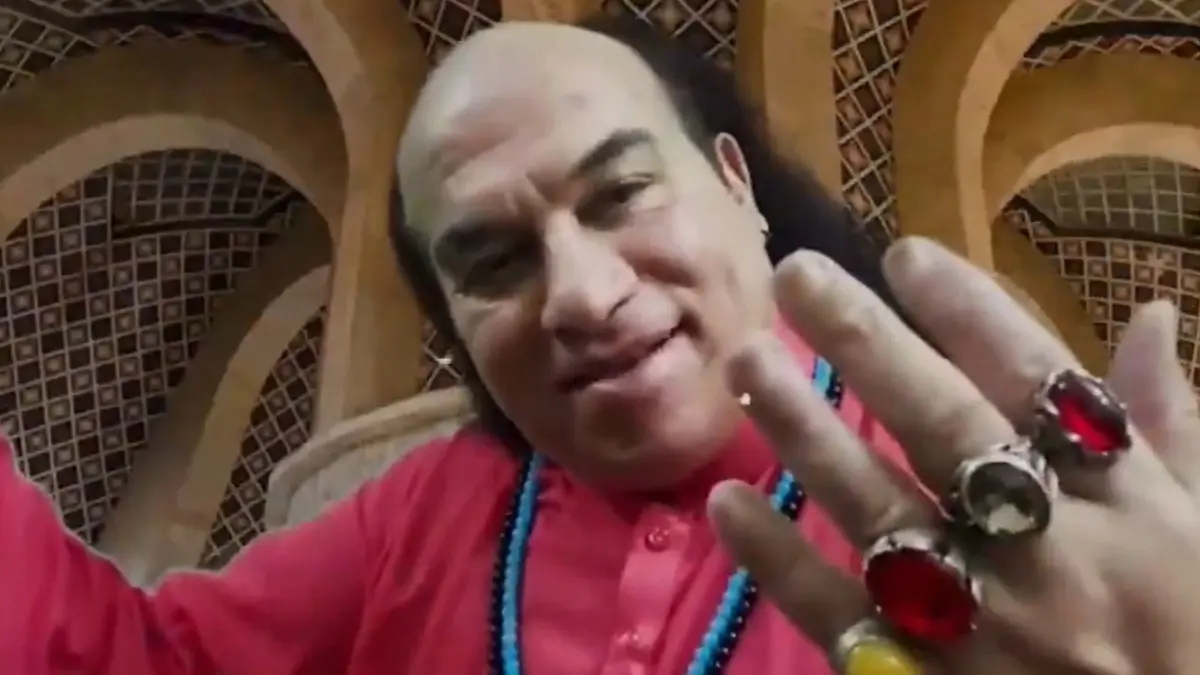 'Worse Than Nuclear': Pakistani 'Bado-Badi' Singer Chahat Fateh Ali Trolled For Patriotic Musical Drop Chahat Fateh Ali Khan.