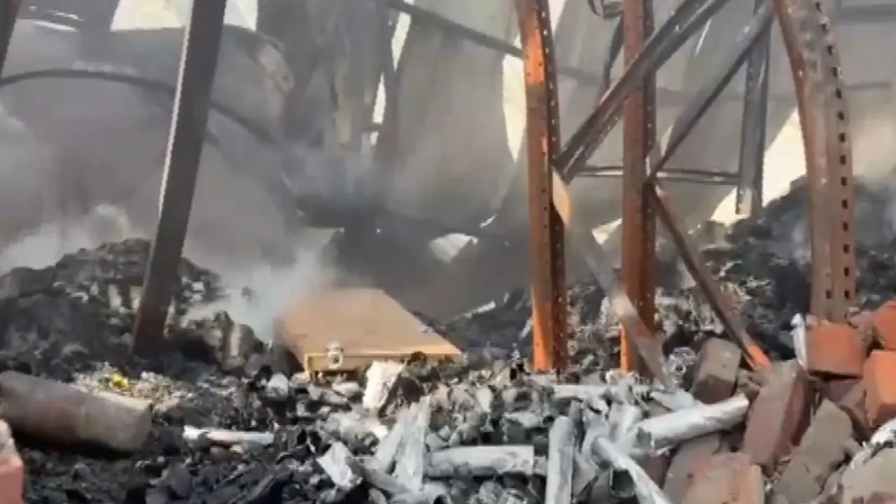 Charred Remains Seen at Manufacturing Unit After Fire Leave 3 Dead in Kolkata's Anandapur