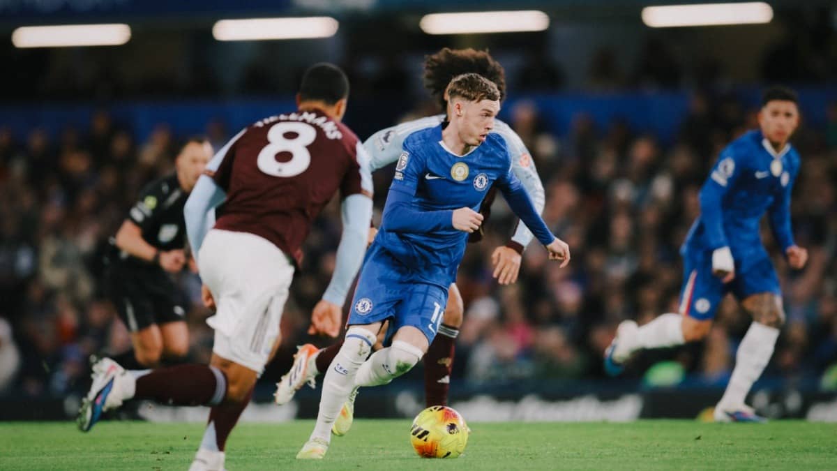 Chelsea's Cole Palmer in action against Aston Villa in the Premier League