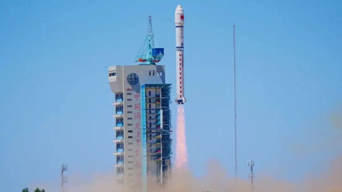 A Supercomputer in Orbit: China Kicks Off Its New Space Project china rocket