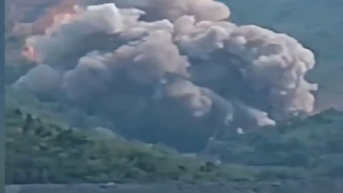 Crashlanding: Chinese Rocket Explodes After Accidental Launch | WATCH Chinese Rocket Explodes After Accidental Launch