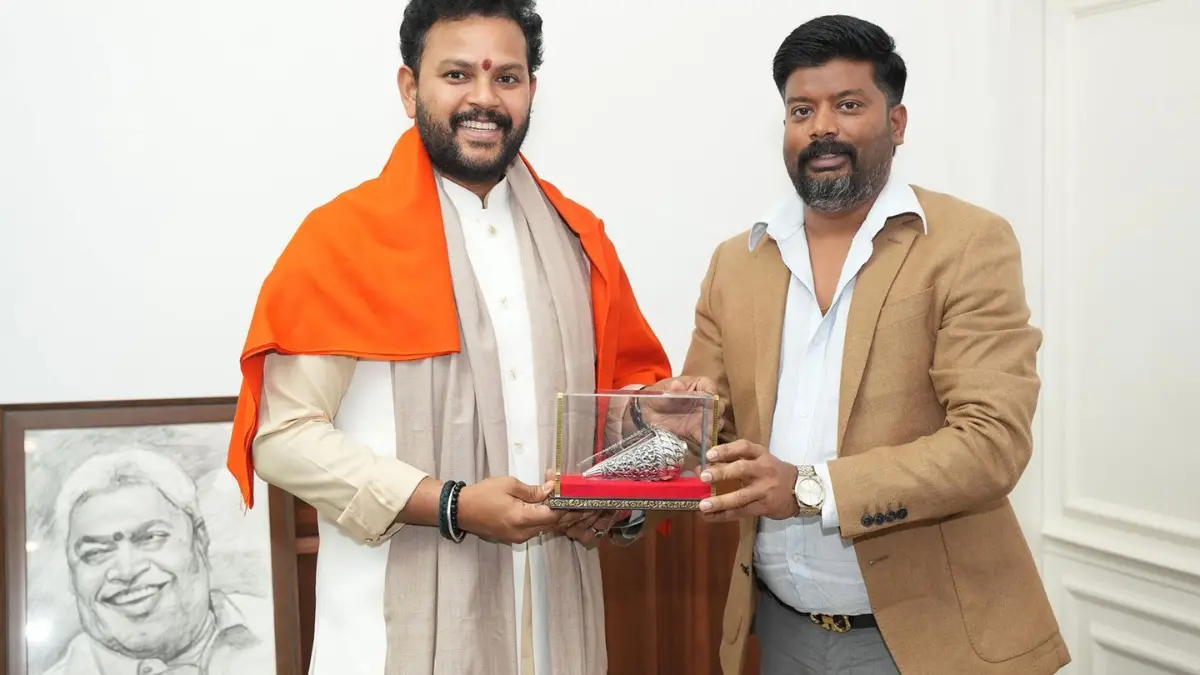 Civil Aviation Minister Ram Mohan Naidu clears NOCs for Shankh Air, Al Hind Air, FlyExpress after meetings