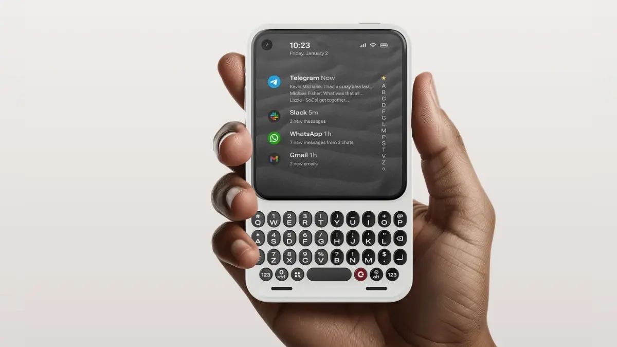 Clips Launches Clicks Communicator- An Android Phone Built for Messaging, Not Scrolling