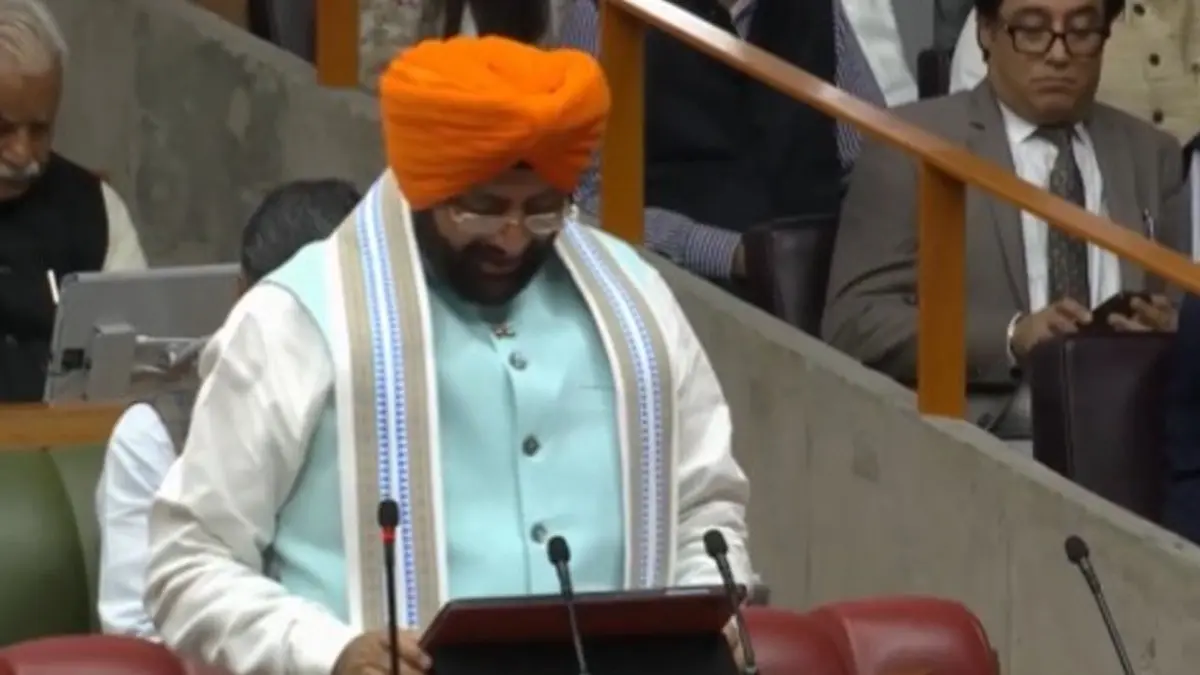 Haryana Budget: CM नायब सिंह सैनी ने पेश किया राज्य का बजट, 21 नए स्टेडियम, वेडिंग सिटी समेत किए कई बड़े ऐलान CM Nayab Singh Saini