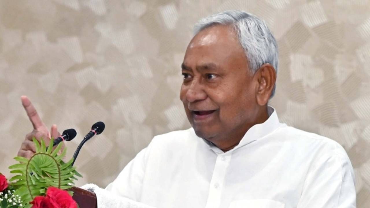 Nitish unveils logo, mascot for Women's Asian Champions Trophy2024