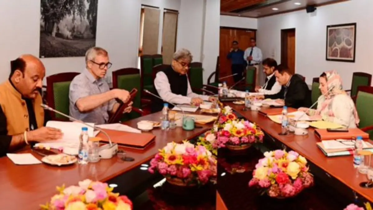 CM Omar Abdullah held a cabinet meeting in Pahalgam
