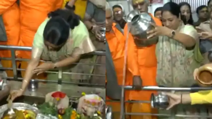 CM Rekha Gupta at Gauri Shankar temple