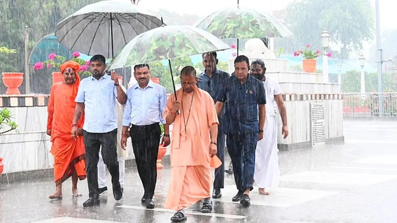 CM Yogi