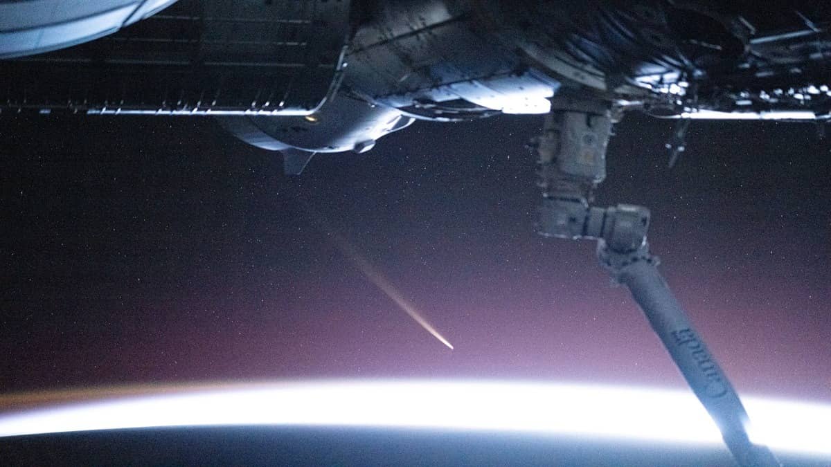 Comet Makes Breathtaking Flyby: NASA Shares Stunning Photos Captured From Space As Comet 3I/ATLAS Zooms Past Earth