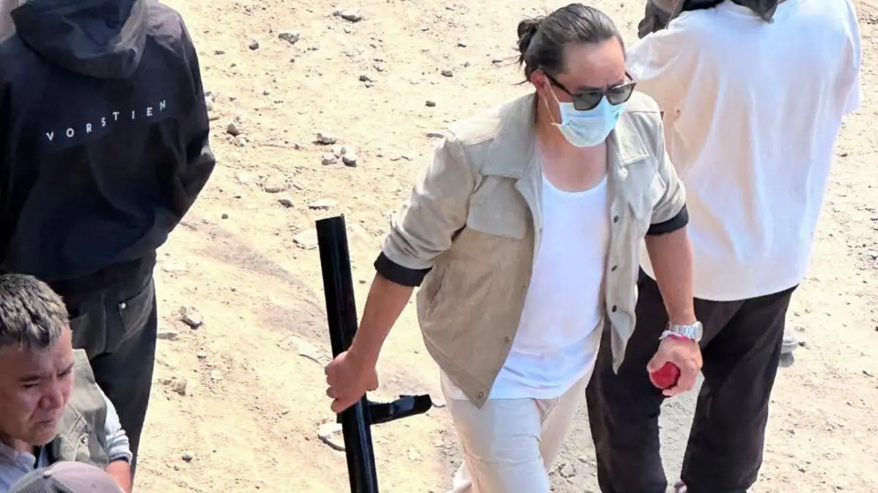 Congress Councillor Accused of Instigating Mob in Ladakh Violence as Video Surfaces Online Congress Councillor Accused of Instigating Mob in Ladakh Violence