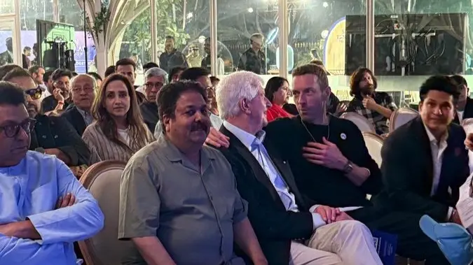 'Orry of Politics': Internet Floods with Memes on Rajeev Shukla-Chris Martin Viral Pic Congress MP Rajeev Shukla with Chris Martin