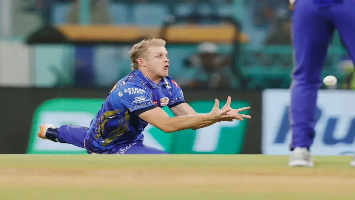 IPL 2025: Corbin Bosch Delighted To Play His Part On Mumbai Indians Debut: 'Super Special Feeling For Me' Corbin Bosch attempts to take a catch