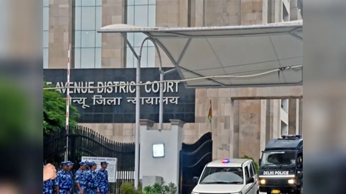 Court Issues Notice To CBI On Transfer Plea Moved By Rabri Devi In IRCTC Corruption CaseCourt Issues Notice To CBI On Transfer Plea Moved By Rabri Devi In IRCTC Corruption Case