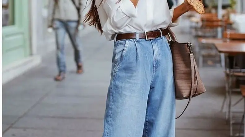 Deming Trend In 2024: Master Culotte Jeans With Ballerinas And Flats cullote jeans