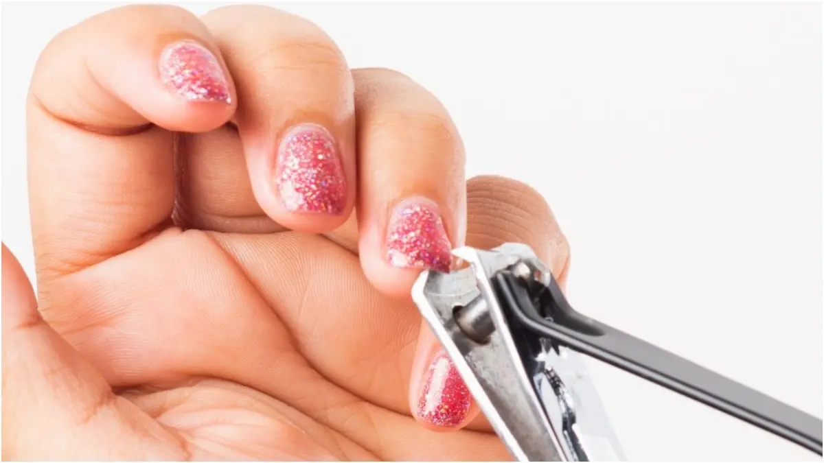 Cutting hair and nails is avoided during Pitru Paksha