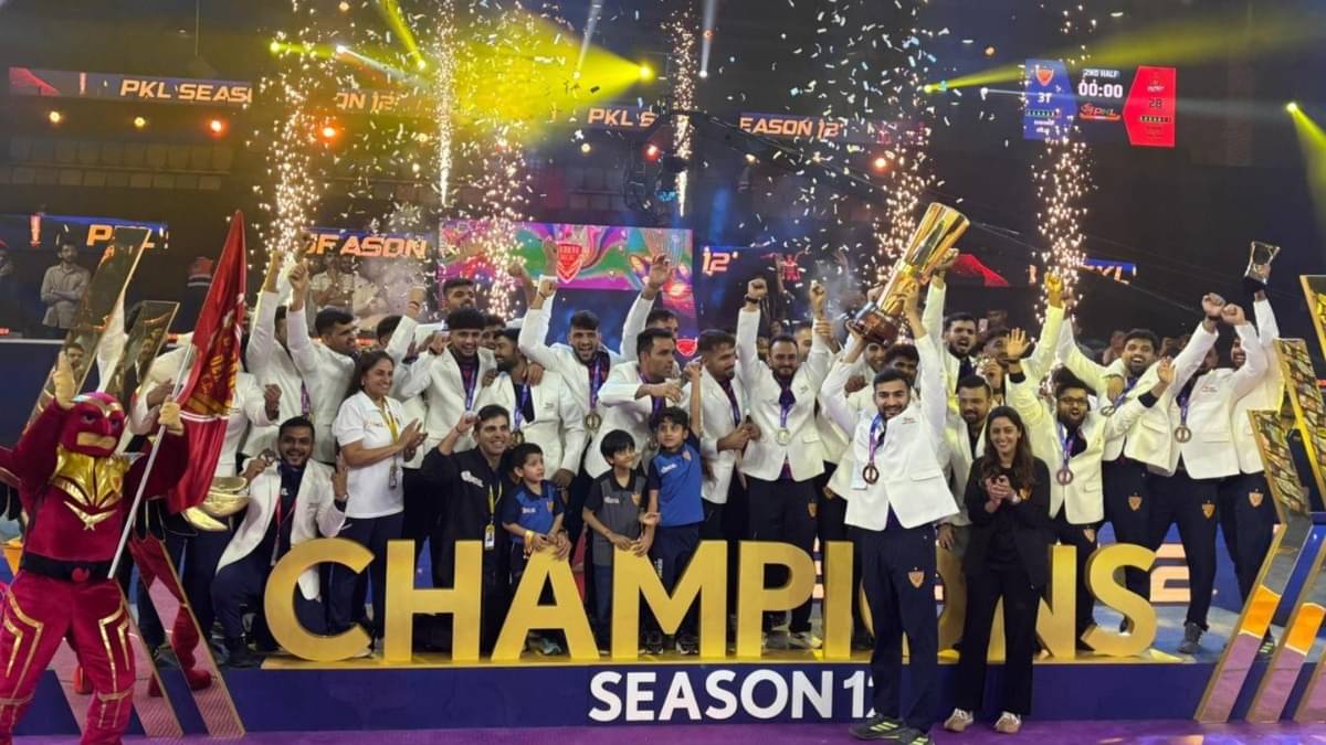Dabang Delhi K.C. celebrate after win over Puneri Paltan in PKL 12 final