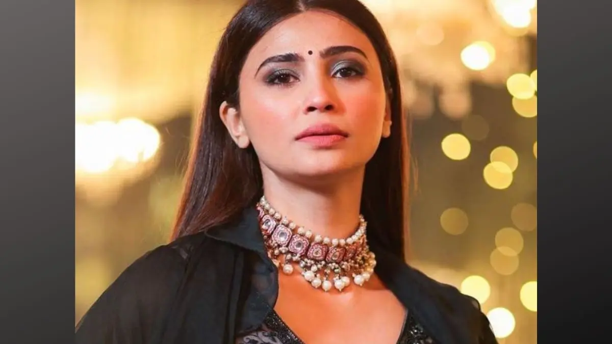 Daisy Shah Harassment