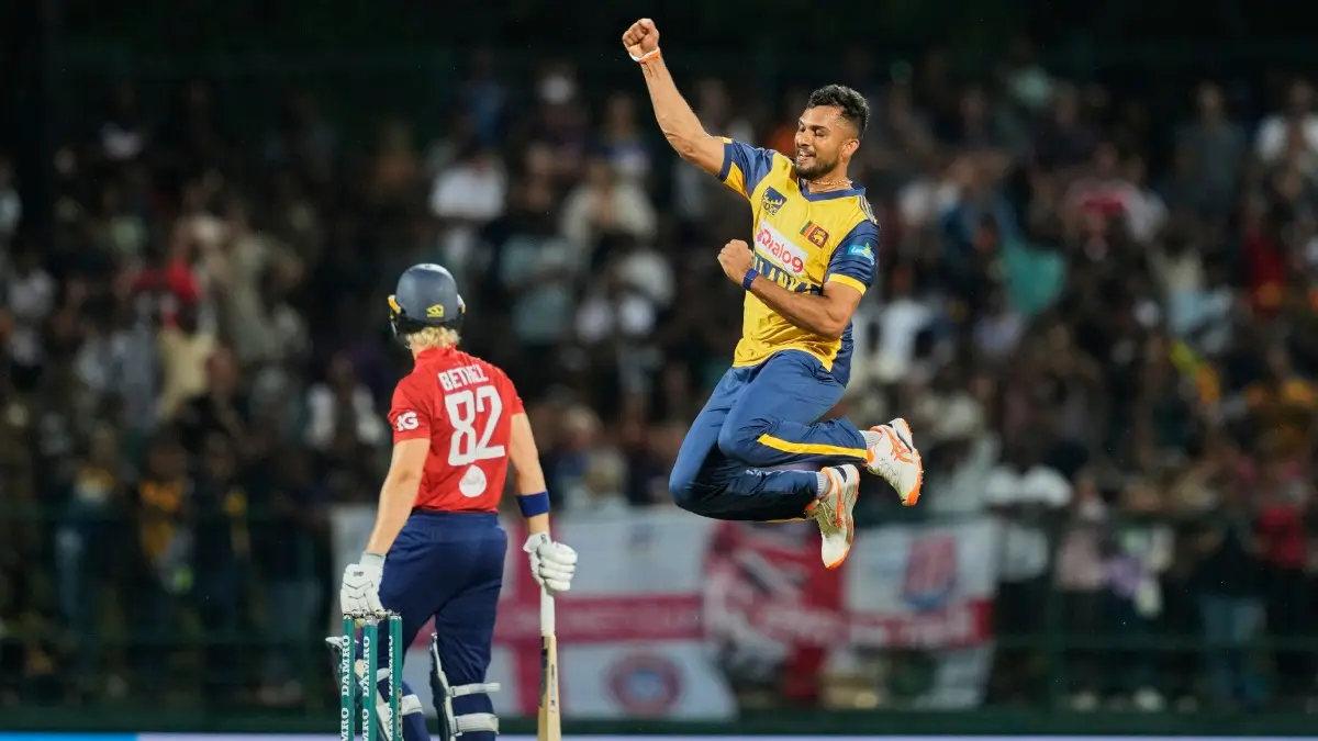 Sri Lanka vs England 3rd T20I Live Streaming: When And Where To Watch SL vs ENG In India? Dasun Shanaka celebrates a wicket
