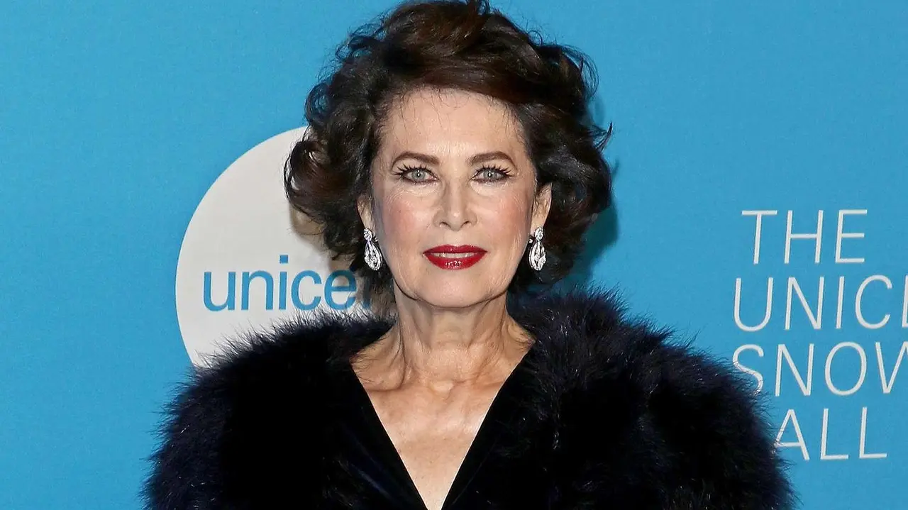 Actress And Supermodel Dayle Haddon Dies At 76 From Suspected Carbon Monoxide Poisoning Dayle Haddon dead at 76 after suspected carbon monoxide leak