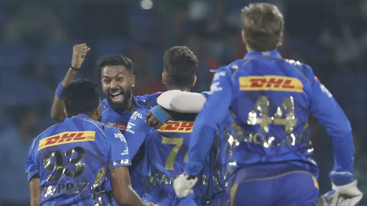 Dc vs mi mumbai indians beat delhi capitals by 12 runs karun nair and tilak varma