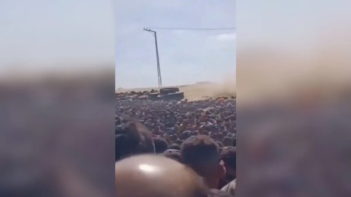 Video Shows Israeli Soldiers Shooting at Hungry Palestinians in Gaza Queuing Up for Food Deadly Shootings at Gaza Food Aid Sites