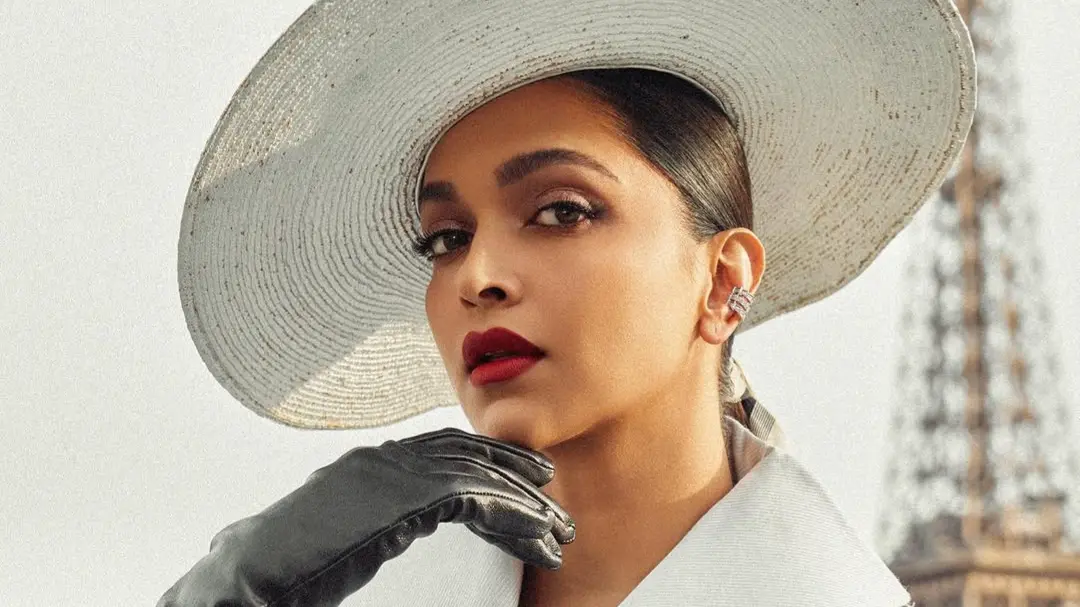 Deepika Padukone Stuns In Vintage Parisian Chic At Louis Vuitton's Fashion Show, Husband Ranveer Singh Cries For 'Mercy' Deepika Padukone turns heads at Paris Fashion Week.