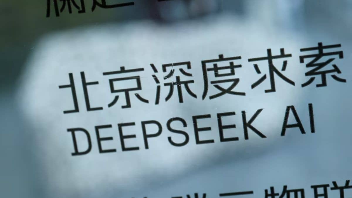 republicworld.com - Thomson Reuters - US Lawmakers Urge Pentagon To Add DeepSeek, Xiaomi to List of Firms Allegedly Aiding Chinese Military