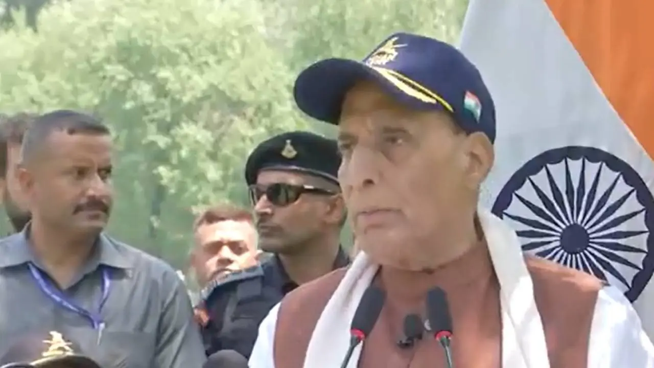 Defence Minister Rajnath Singh on Pakistan