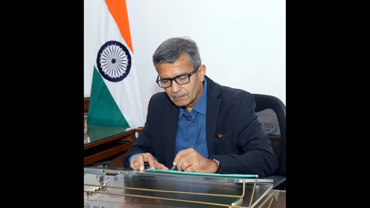 republicworld.com - Asian News International - Atmanirbharta' Push: ''Overtime You Will See The Shift'', Says Defence Secretrary On Sourcing Majority Of Defence Equipment Indigenously In Next 10 Years