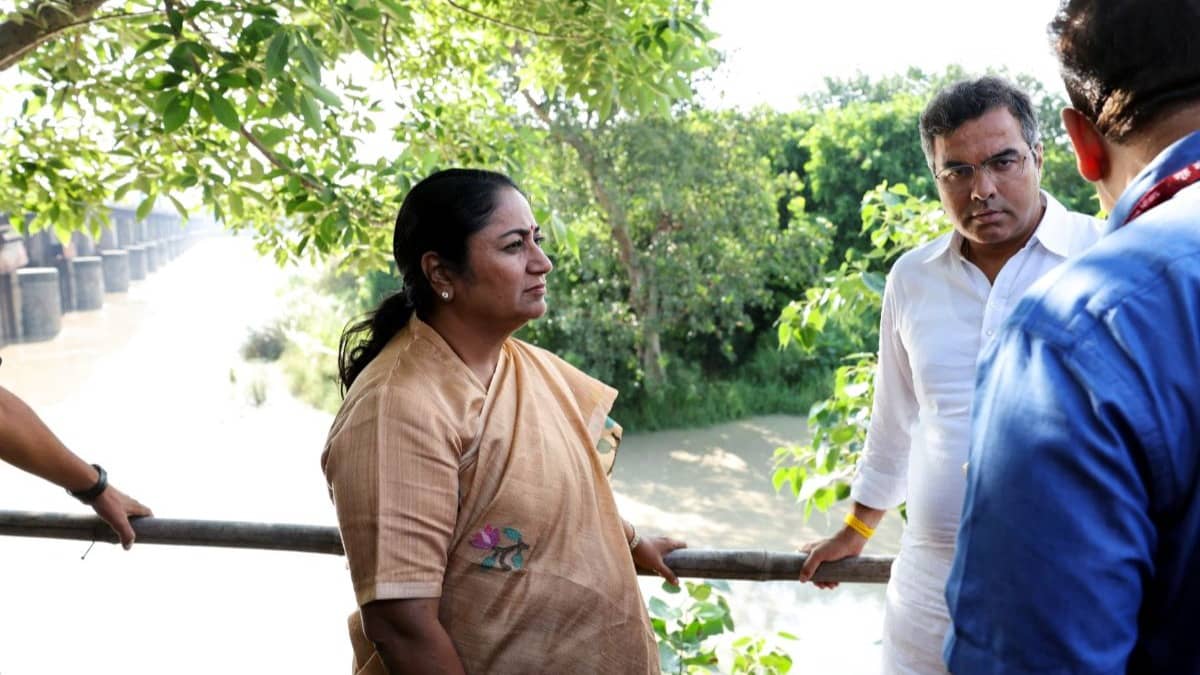 Delhi Flood Alert: CM Rekha Gupta Assures,'Water Should Recede In A Day Or Two'