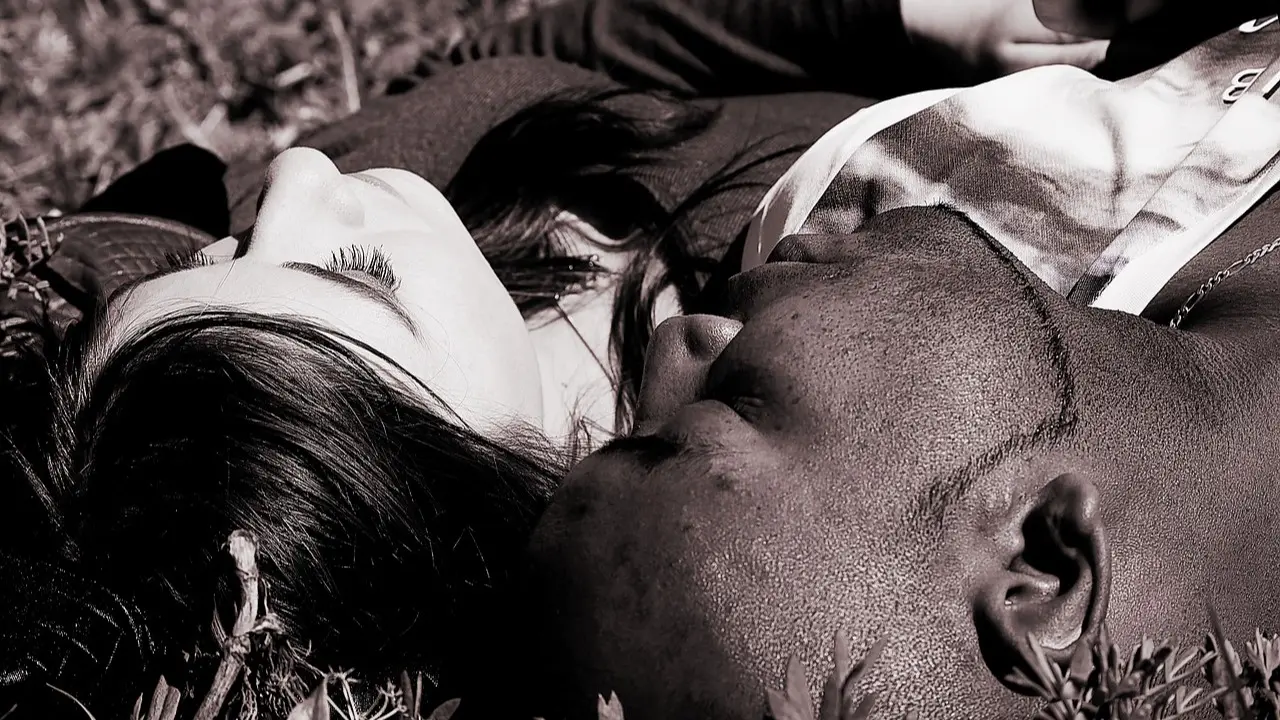 delhi hauz khas couple boy and girl dead body found deer park