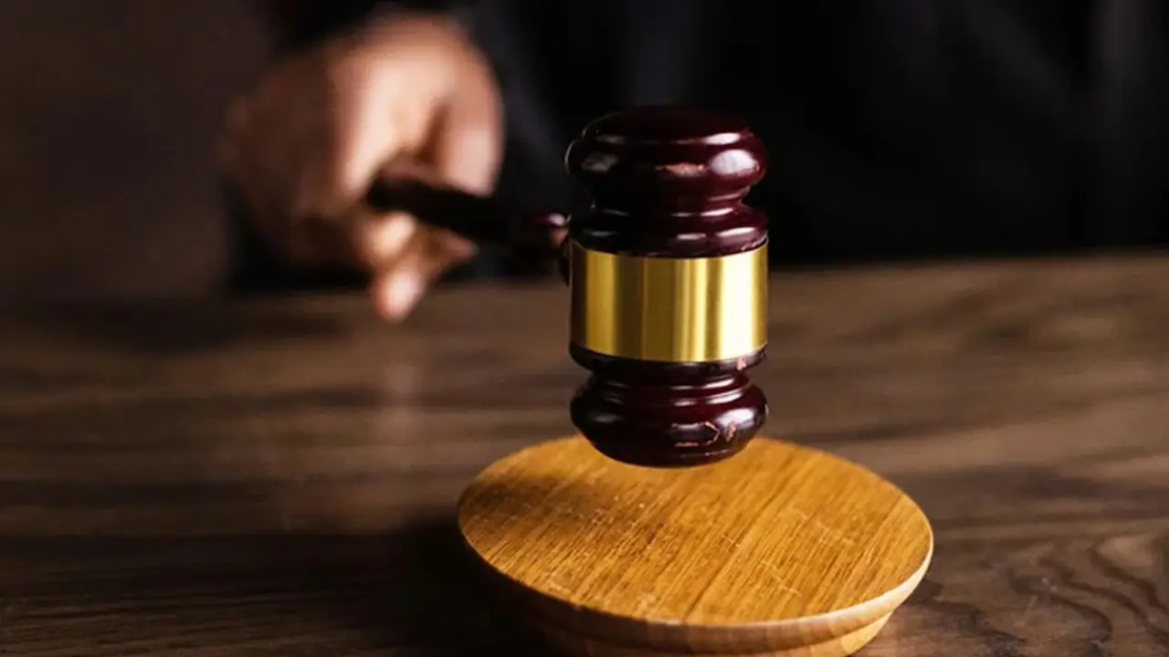 Delhi HC Stresses UCC Amid Ongoing Conflict Between Personal Law and Child Protection Laws Delhi HC Stresses UCC Amid Ongoing Conflict Between Personal Law and Child Protection Laws