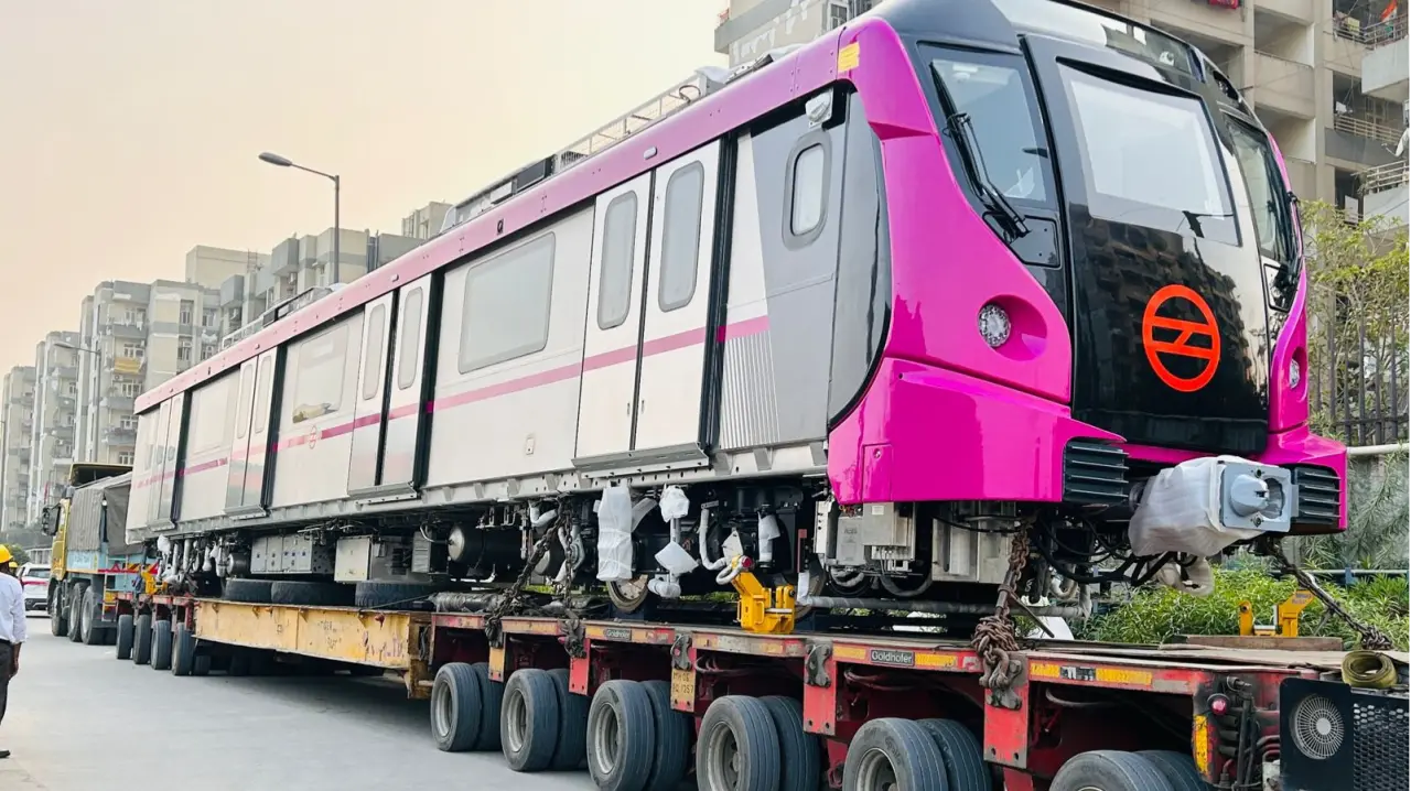 Delhi Metro News