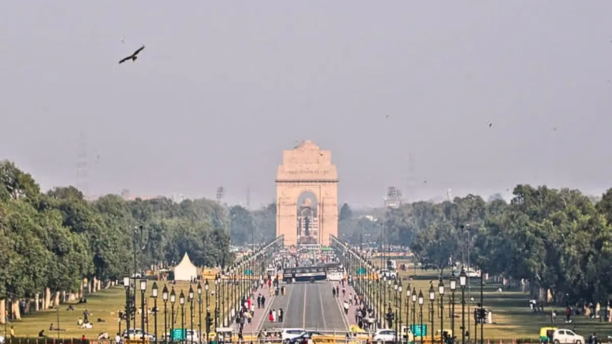 बारिश से लुढ़का पारा तो दिल्ली-NCR में प्रदूषण से भी मिली राहत, AQI गिरकर 264 पहुंचा; IMD का अनुमान- गुरुग्राम में गिर सकते हैं ओले Delhi NCR Weather