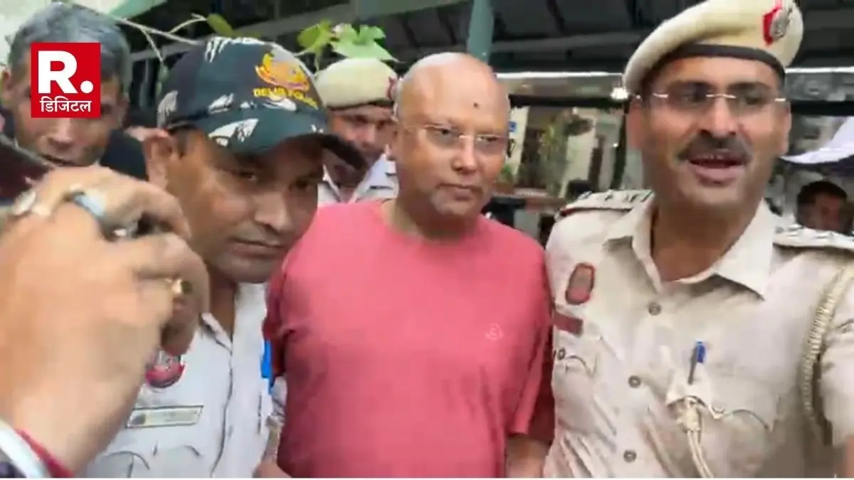 Delhi Police gets 5-day remand of swami chaitanyananda saraswati