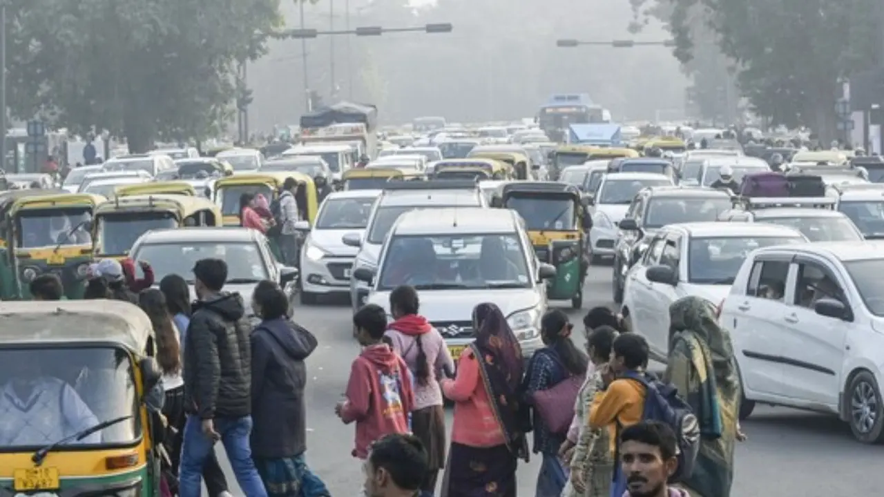 NDMC Hikes Parking Charges In Delhi Amid Deteriorating Air Quality To Discourage Private Transport