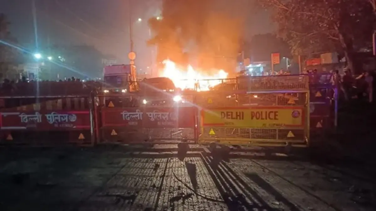 Delhi Red Fort Blast: US Embassy Warns Citizens To Avoid Red Fort And Chandni Chowk Areas