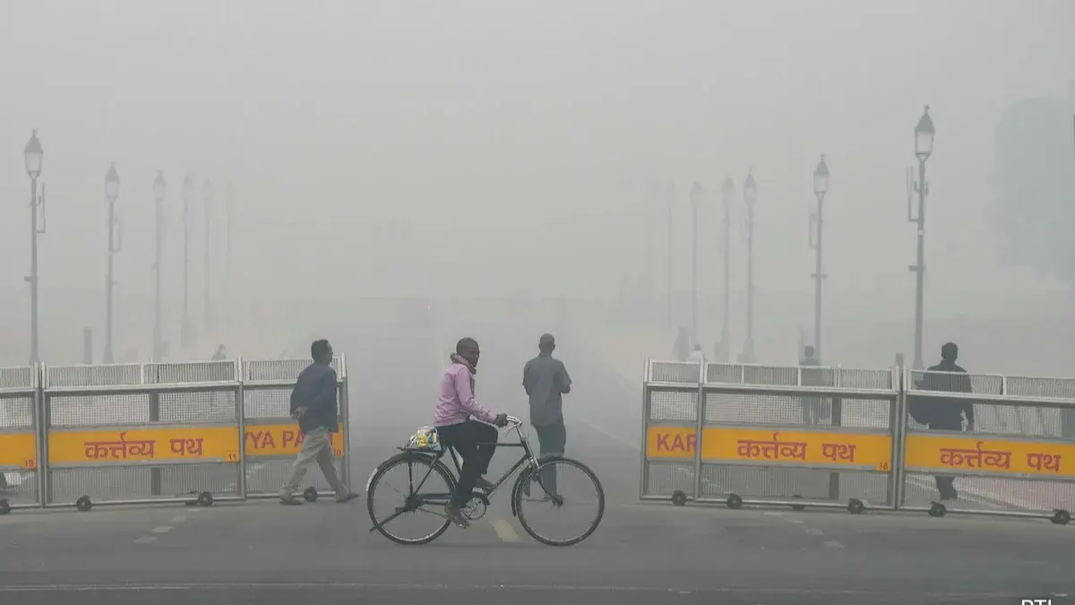 Delhi's air quality 'very poor' for 4th day; city records second-coldest night of seasonDelhi's air quality 'very poor' for 4th day; city records second-coldest night of season