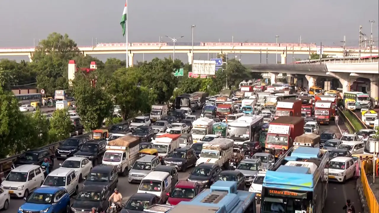 Delhi Traffic Alert: Diversions Announced Amid Protest at Rohini Court on August 25—Check Alternative Routes Delhi Traffic
