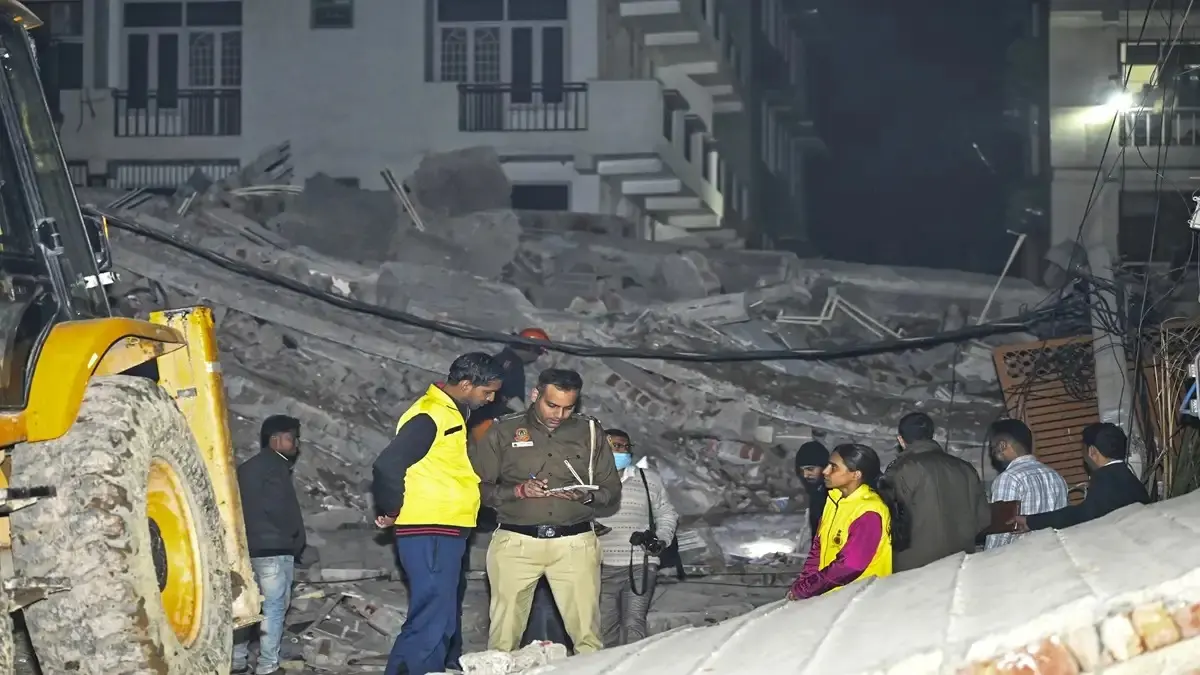 Delhi Tragedy: 2 Dead, 13 Rescued After Four-Storey Building Collapses in Burari