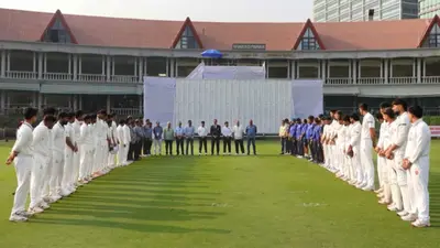 Players and Support Staff Observe Moment of Silence to Honour Ajit Pawar During Delhi-Mumbai Ranji Clash Delhi vs Mumbai Ranji Trophy