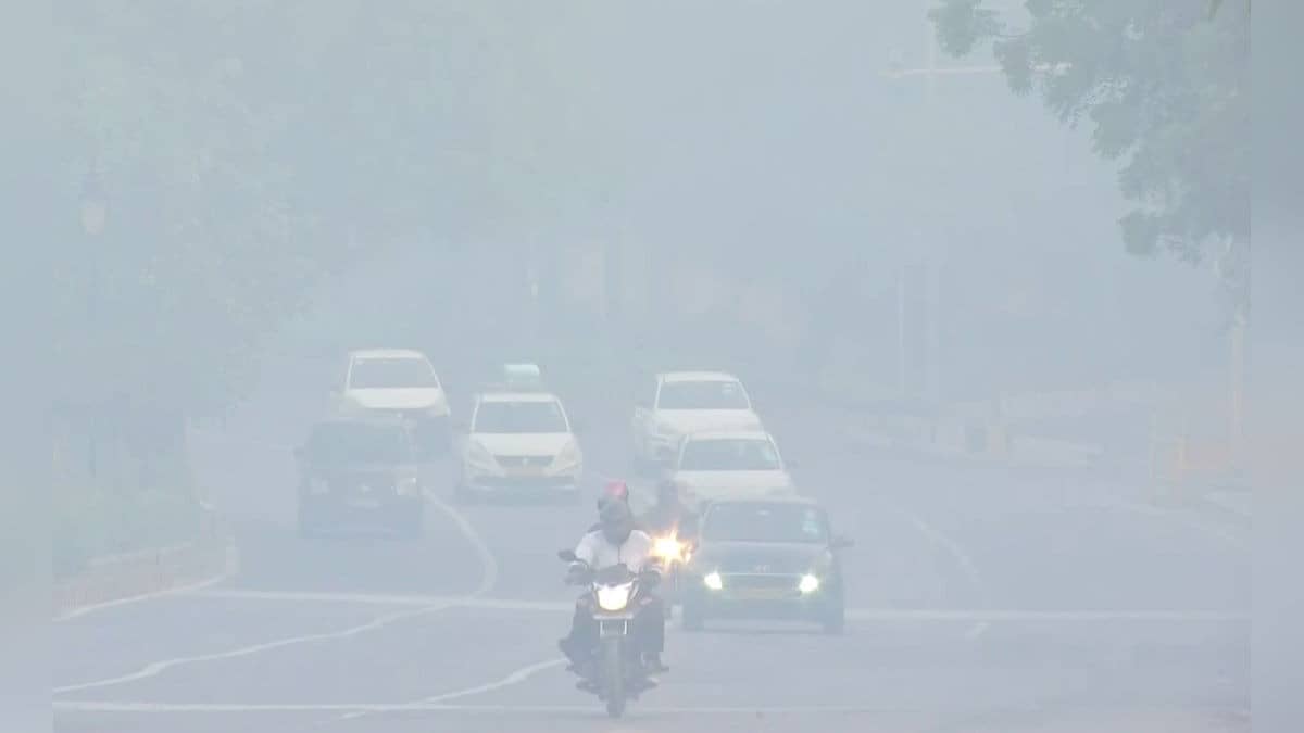 Delhi AQI Remains 'Very Poor': No Improvement Expected in Next 48 Hours  